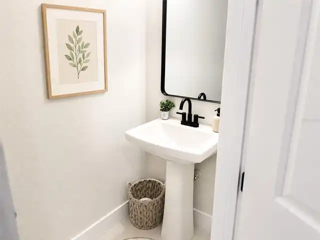 Listing Photo 8