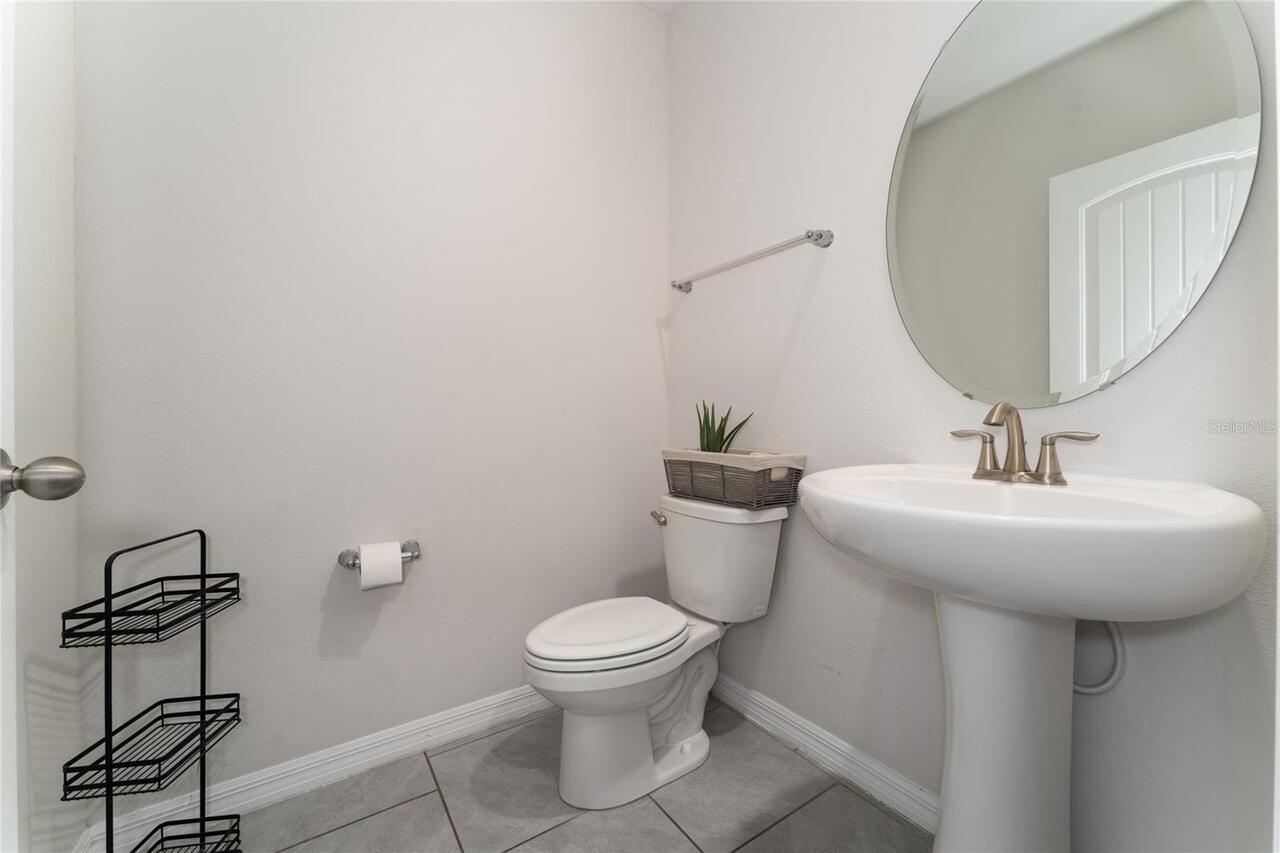 Listing Photo 10