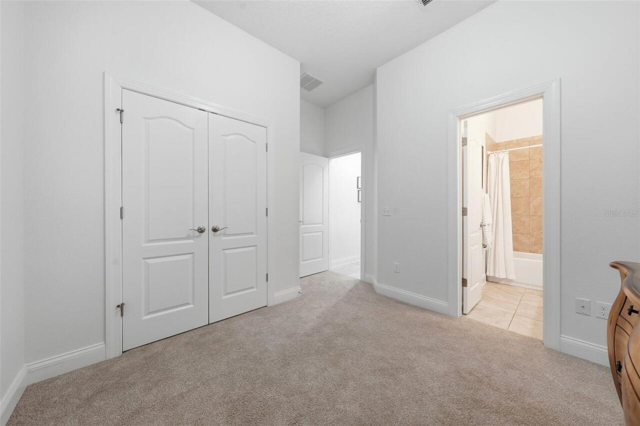 Listing Photo 23