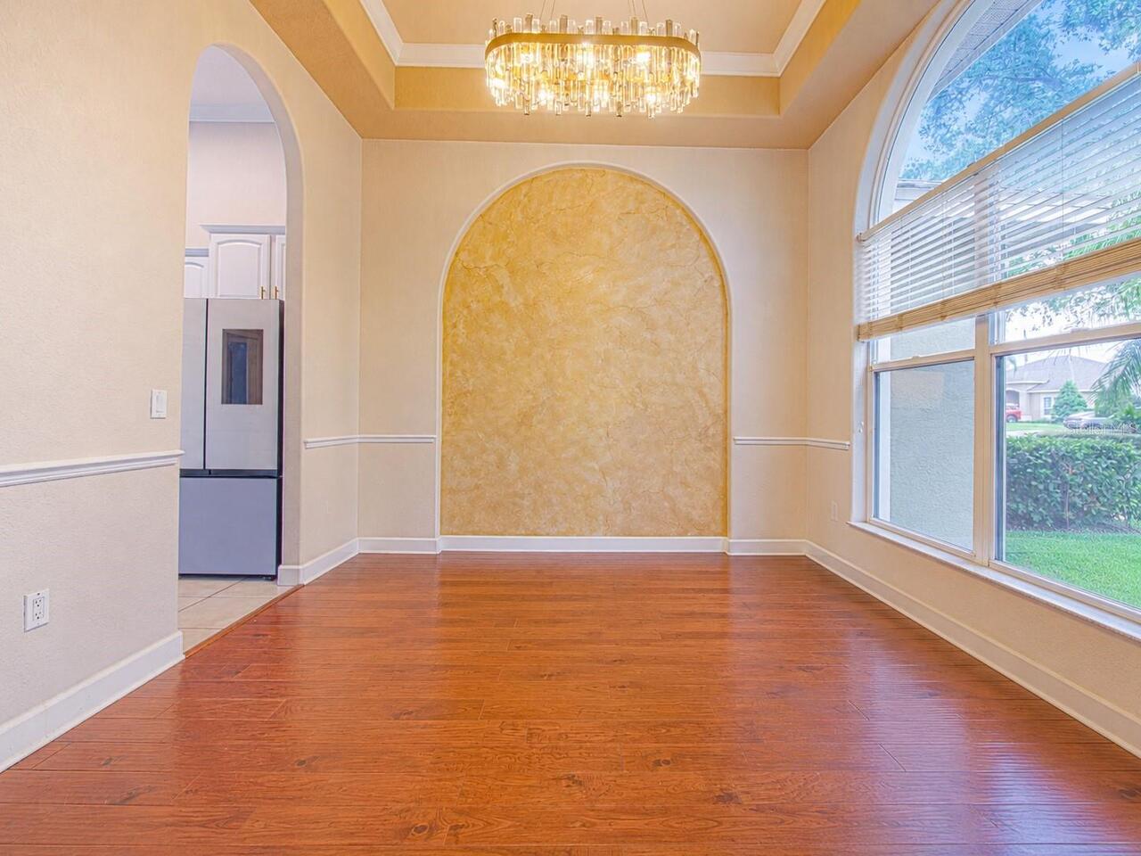 Listing Photo 9