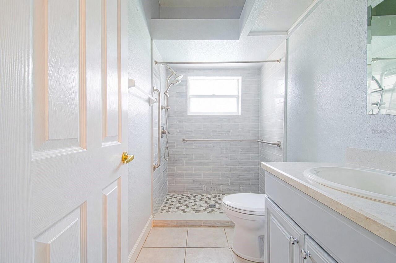 Listing Photo 29