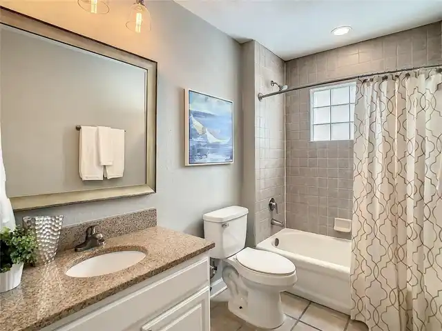 Listing Photo 7