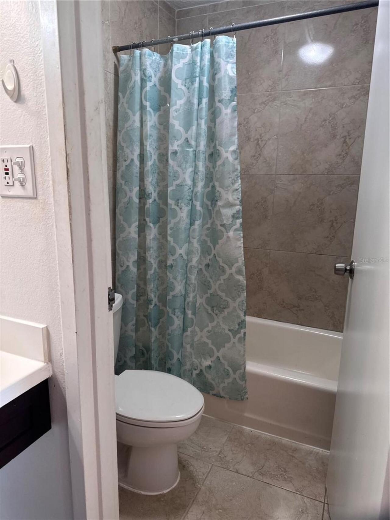 Listing Photo 14