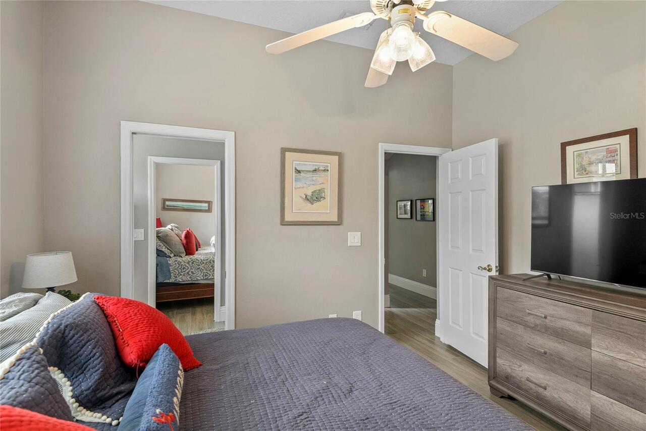 Listing Photo 33