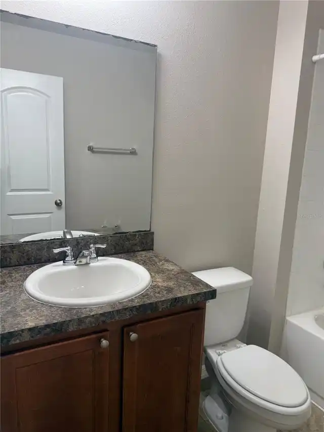 Listing Photo 15
