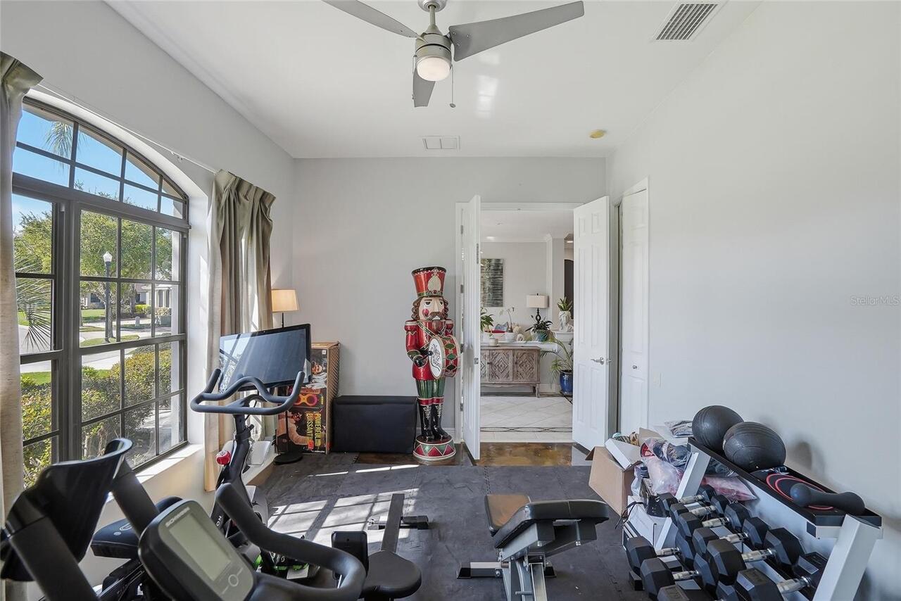 Listing Photo 10