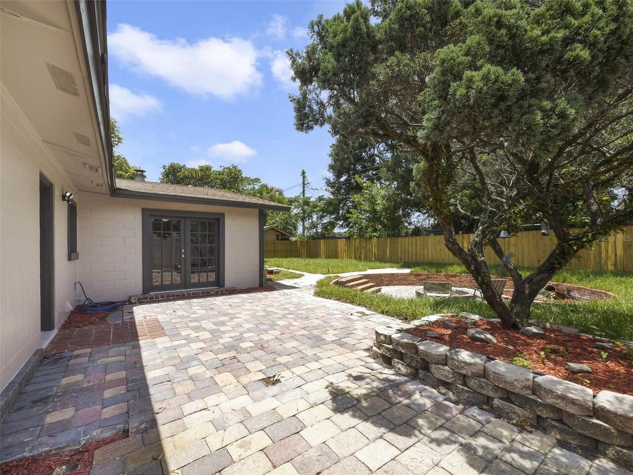 Listing Photo 22