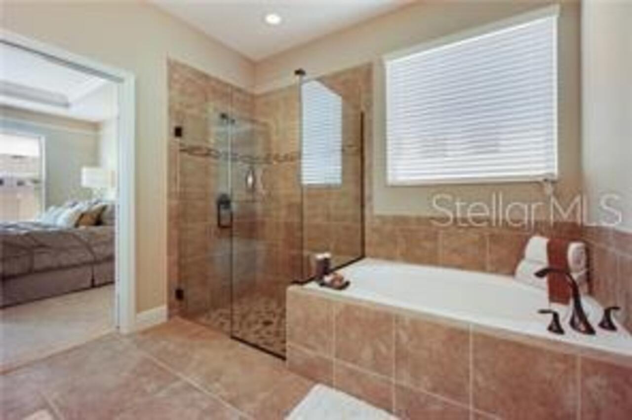 Listing Photo 9