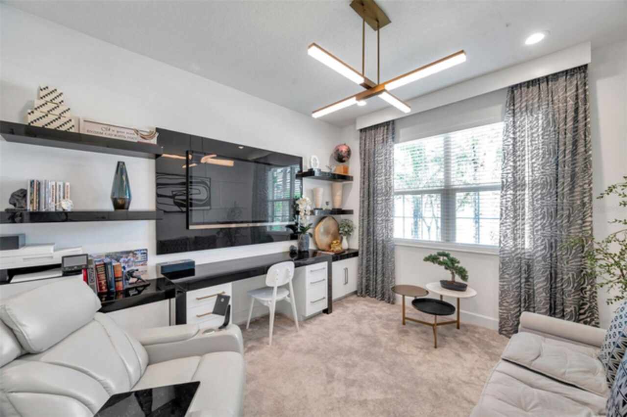 Listing Photo 17