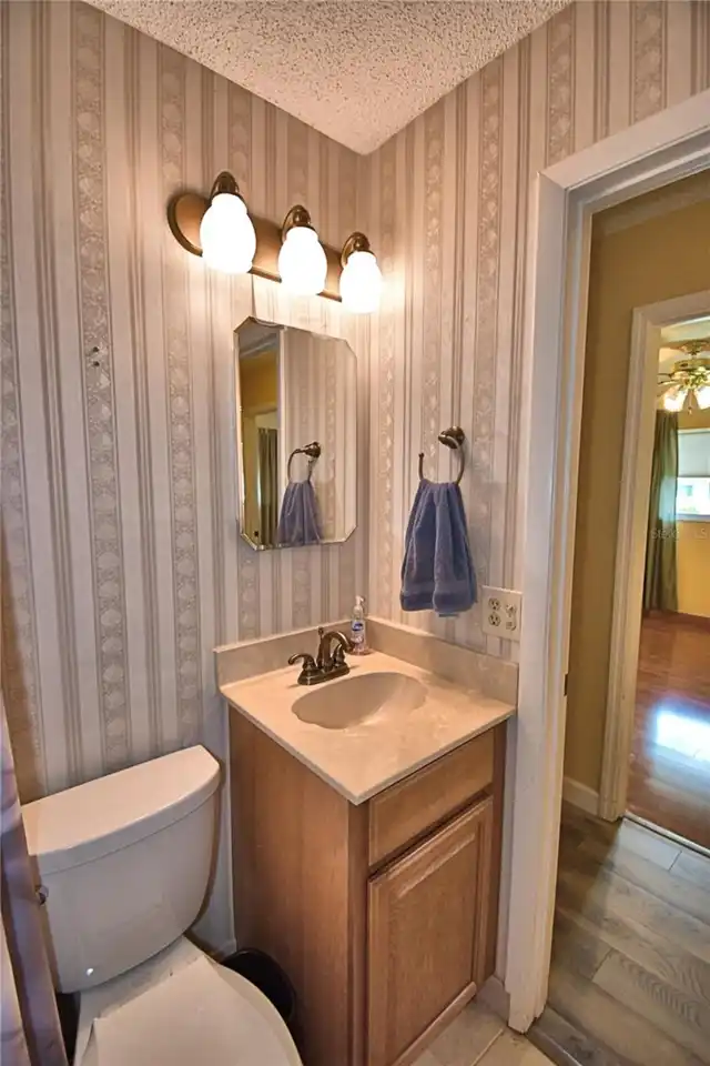 Listing Photo 15