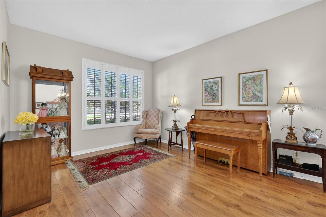 Listing Photo 9