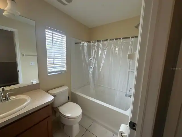 Listing Photo 11