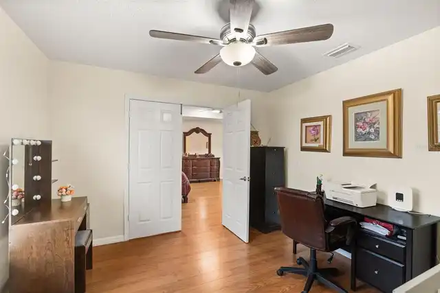 Listing Photo 31