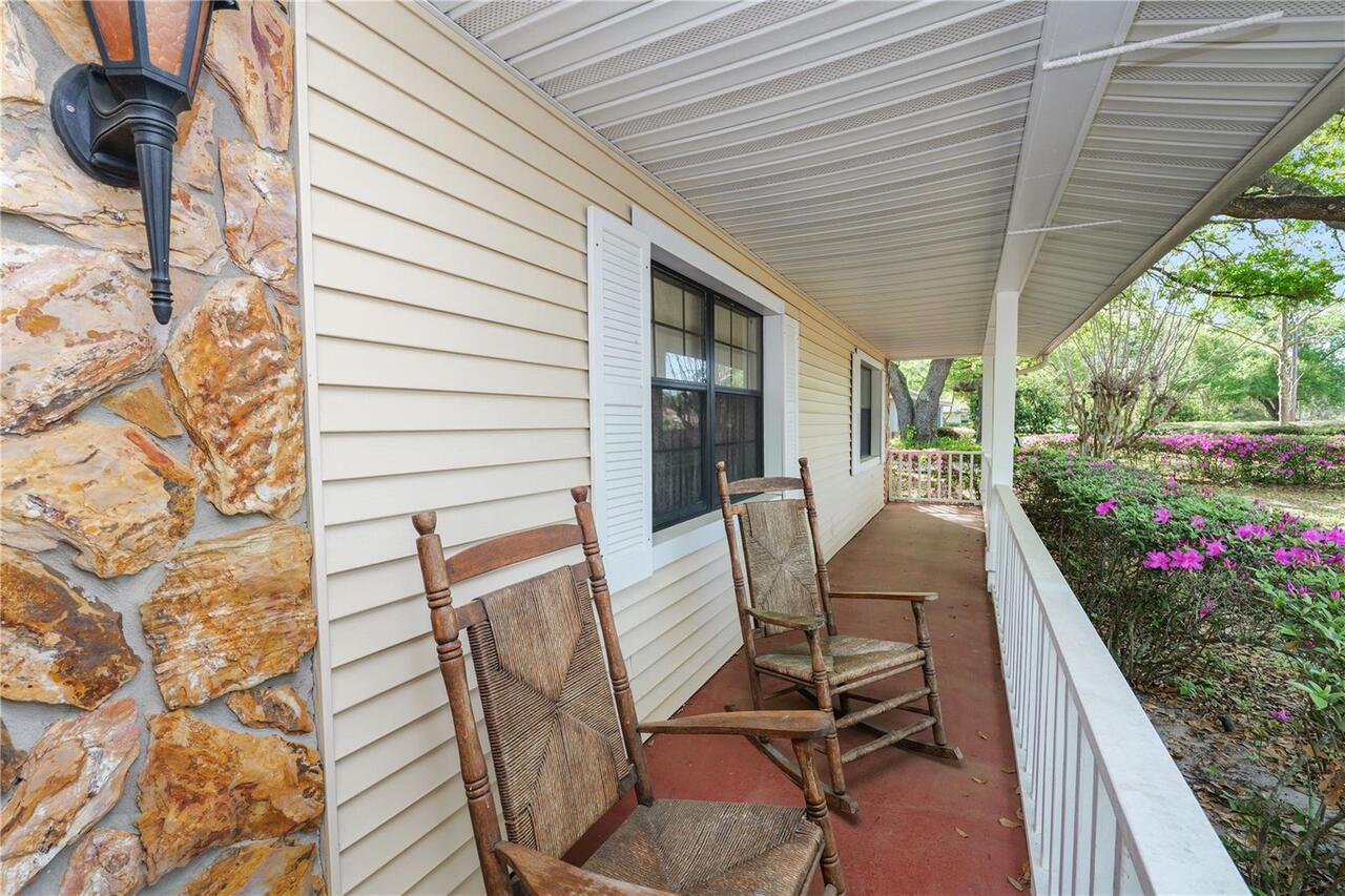 Listing Photo 9