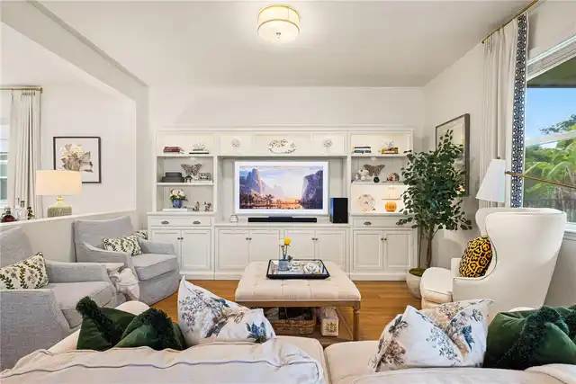 Listing Photo 19