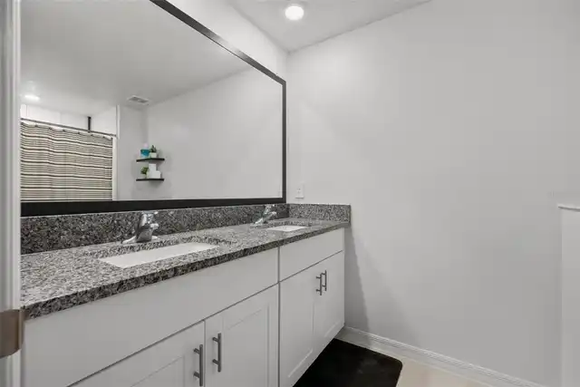 Listing Photo 20