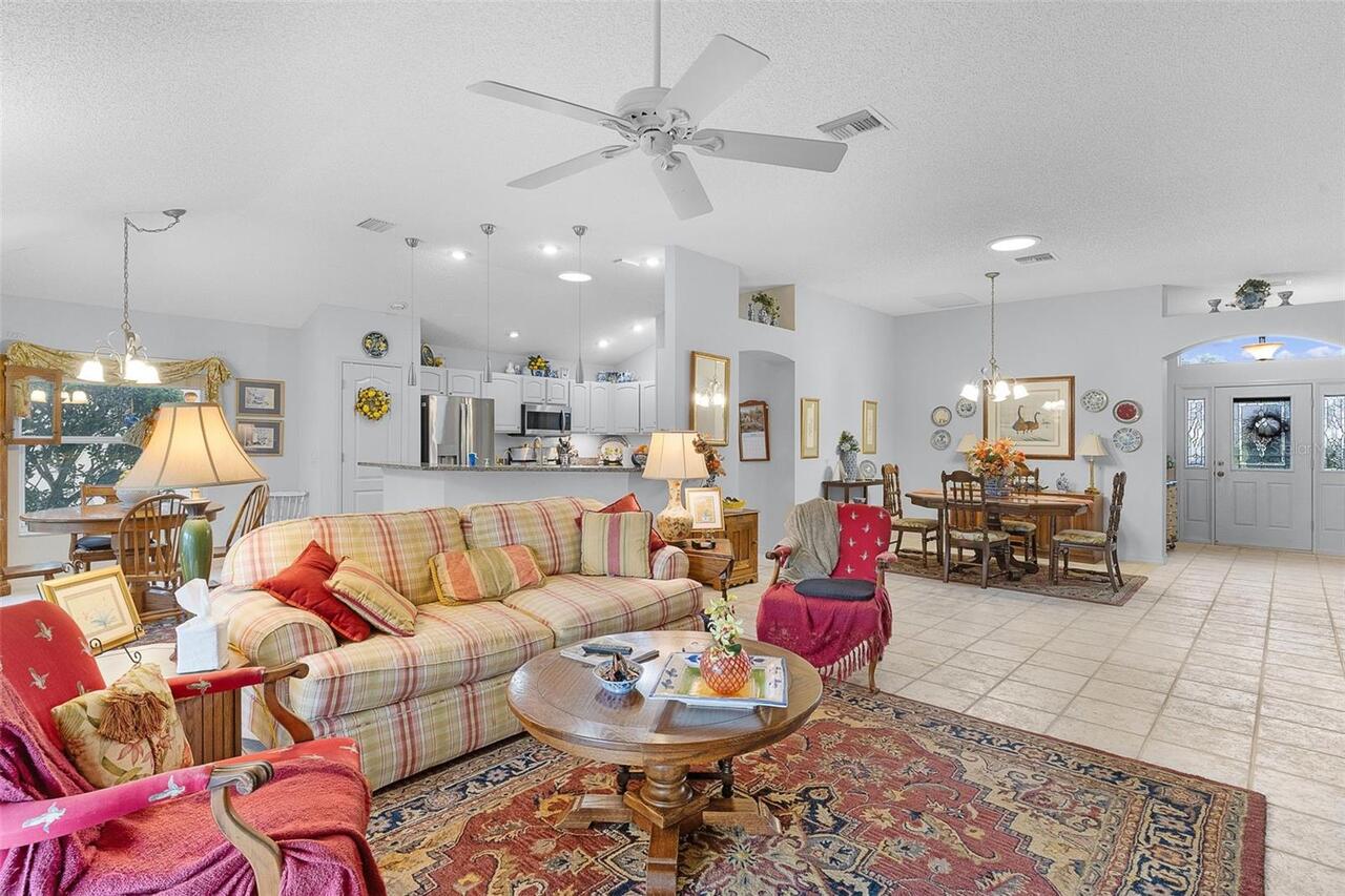 Listing Photo 17