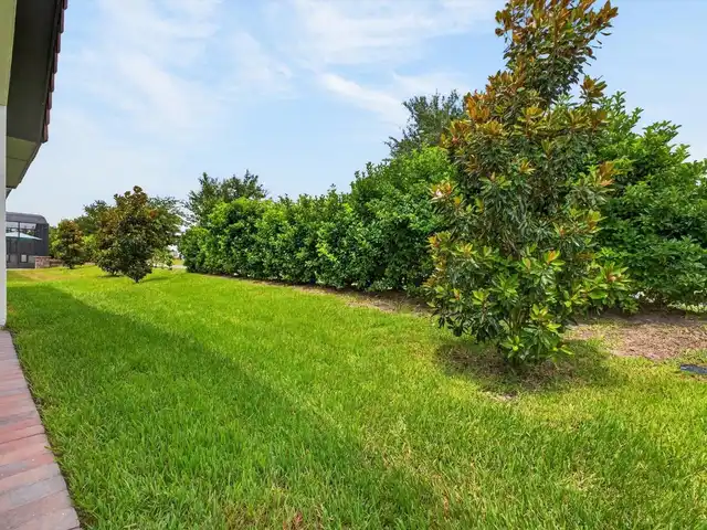 Listing Photo 34