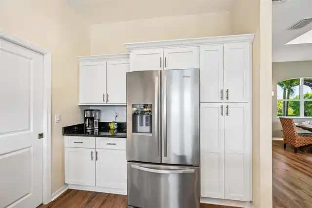 Listing Photo 19