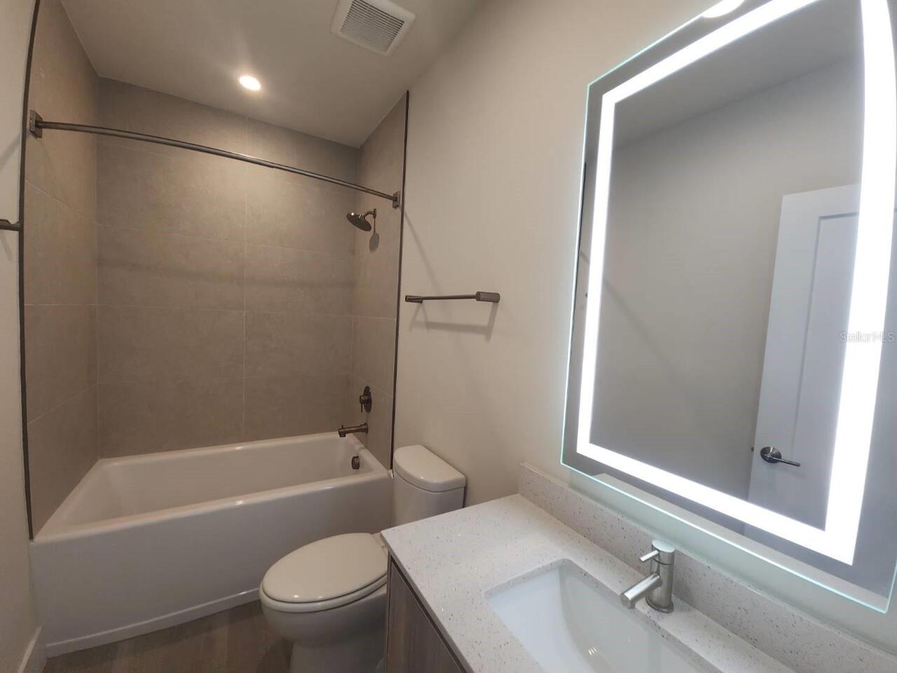 Listing Photo 20