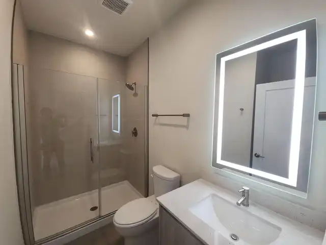 Listing Photo 11