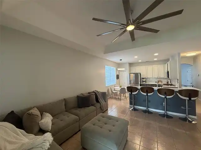 Listing Photo 6