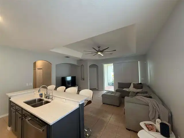 Listing Photo 7