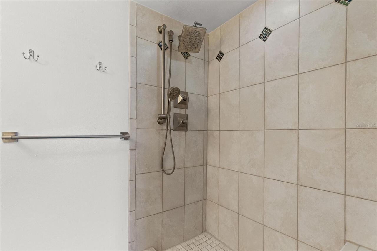 Listing Photo 33