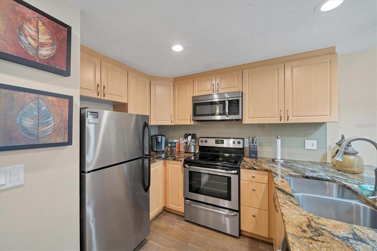 Listing Photo 10
