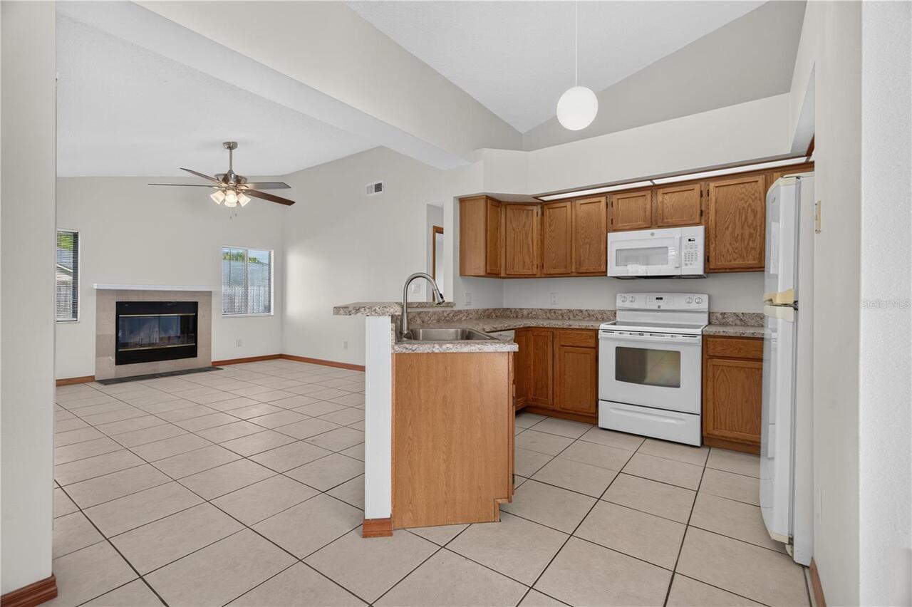 Listing Photo 8