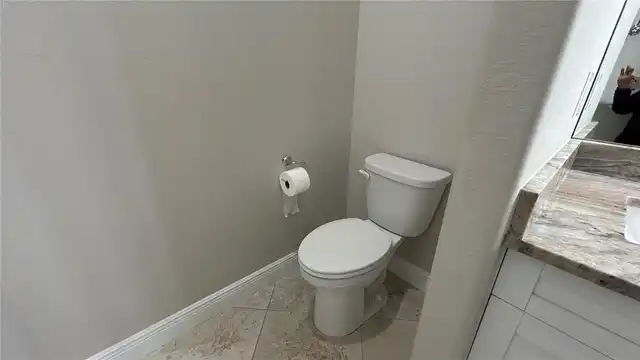 Listing Photo 12