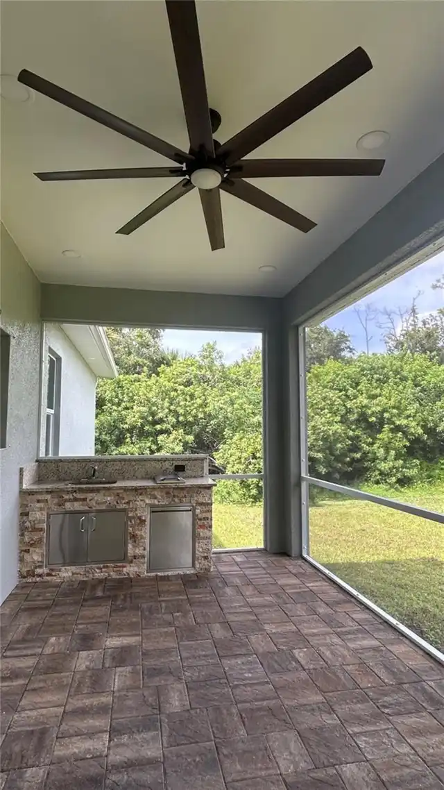 Listing Photo 22