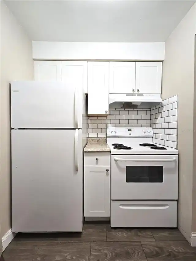 Listing Photo 9
