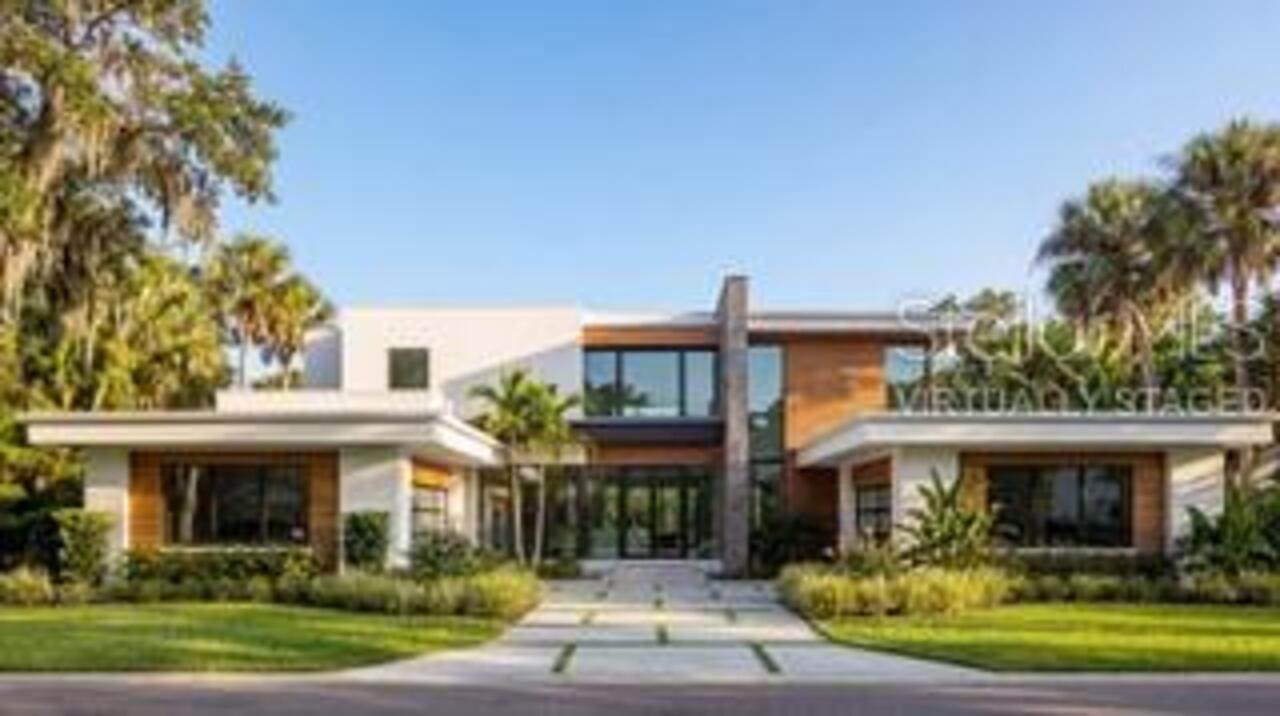 5BR, Home, 4BA, $6,700,000
Read More