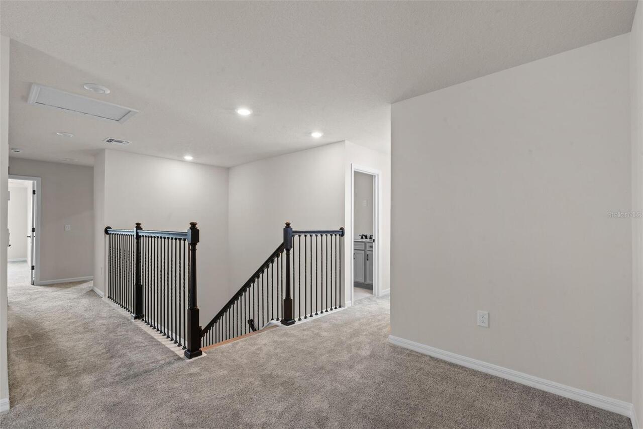 Listing Photo 14