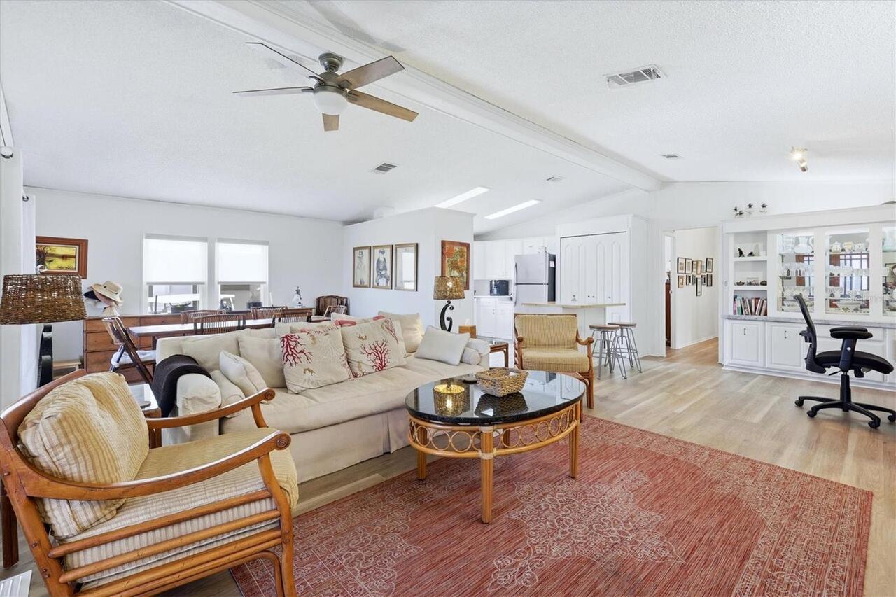 Listing Photo 6