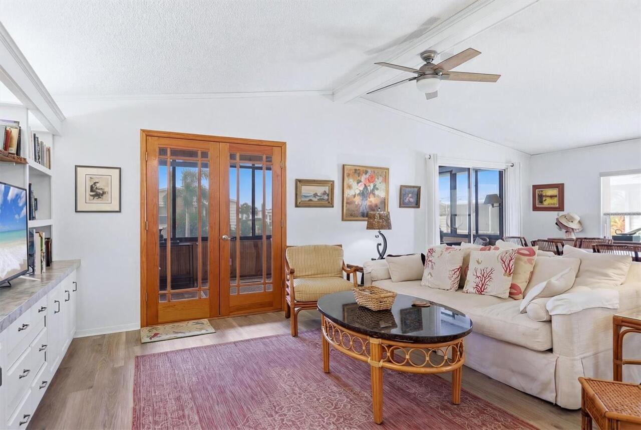 Listing Photo 7