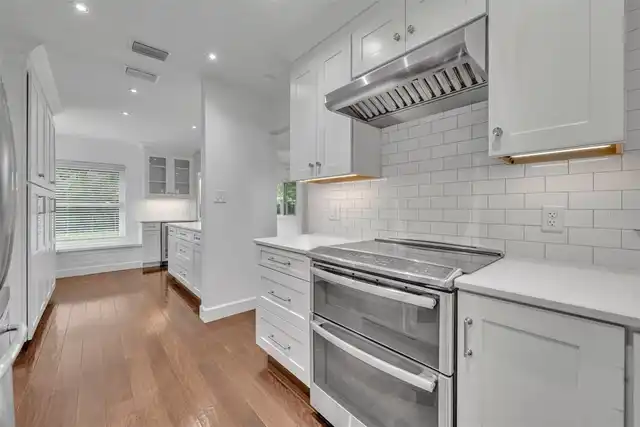 Listing Photo 18