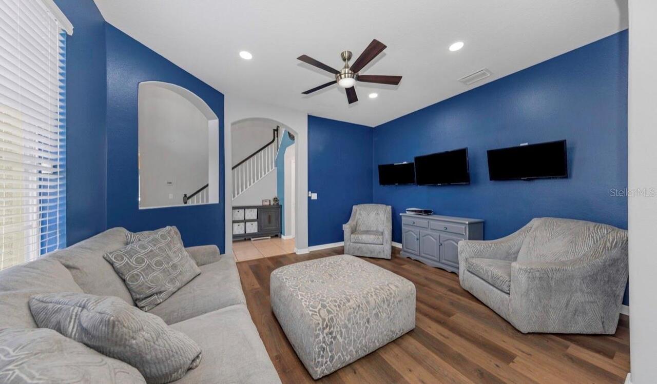 Listing Photo 8