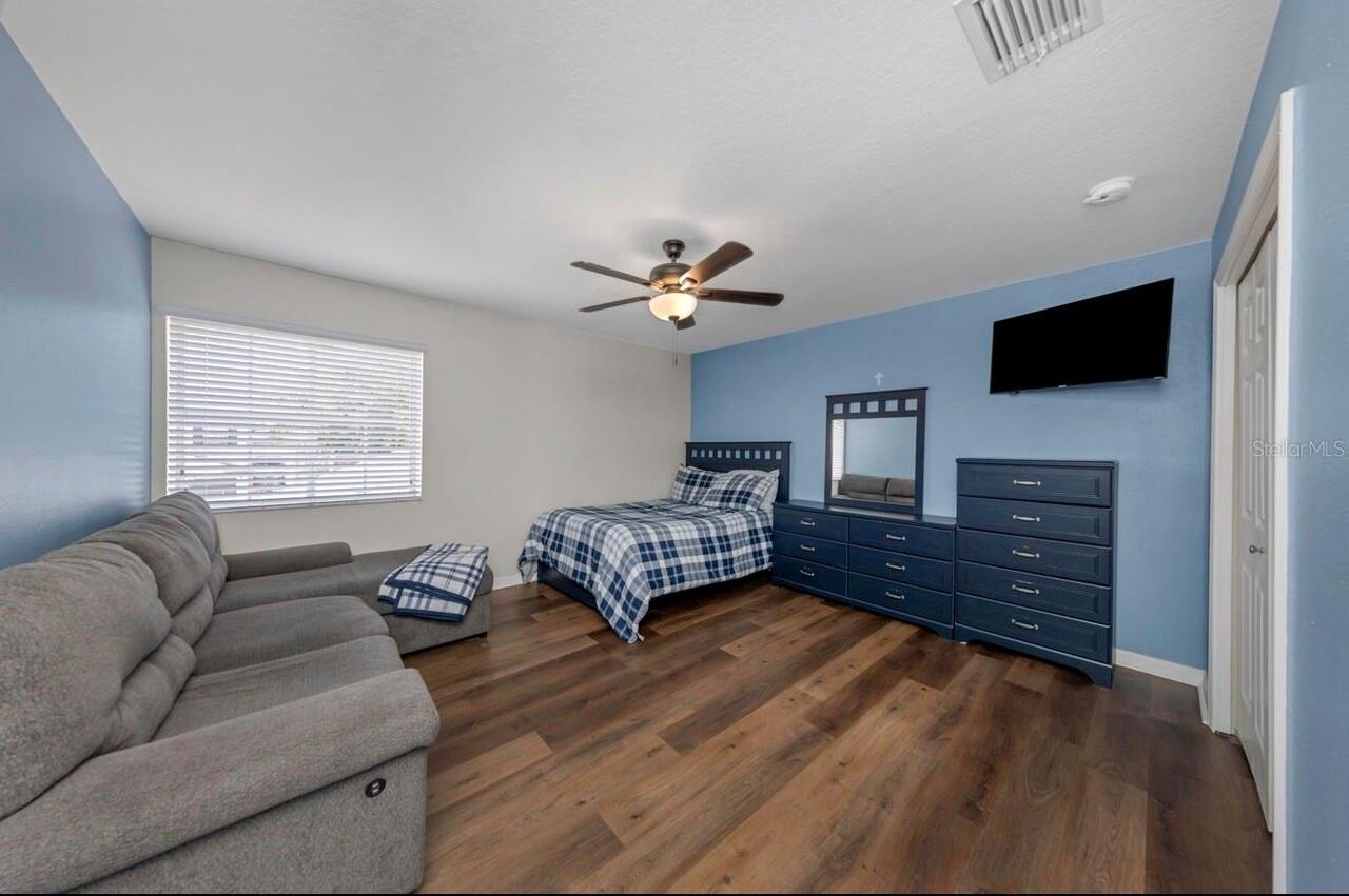 Listing Photo 22