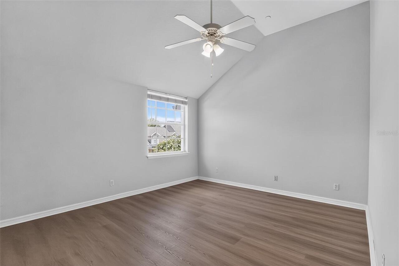 Listing Photo 23