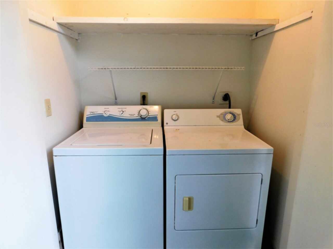 Listing Photo 12