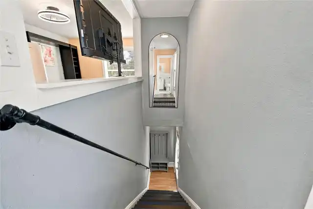 Listing Photo 17