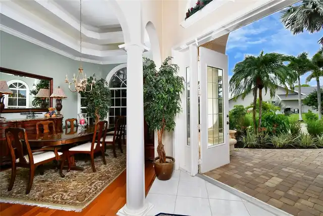 Listing Photo 9