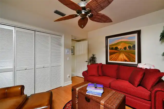 Listing Photo 25