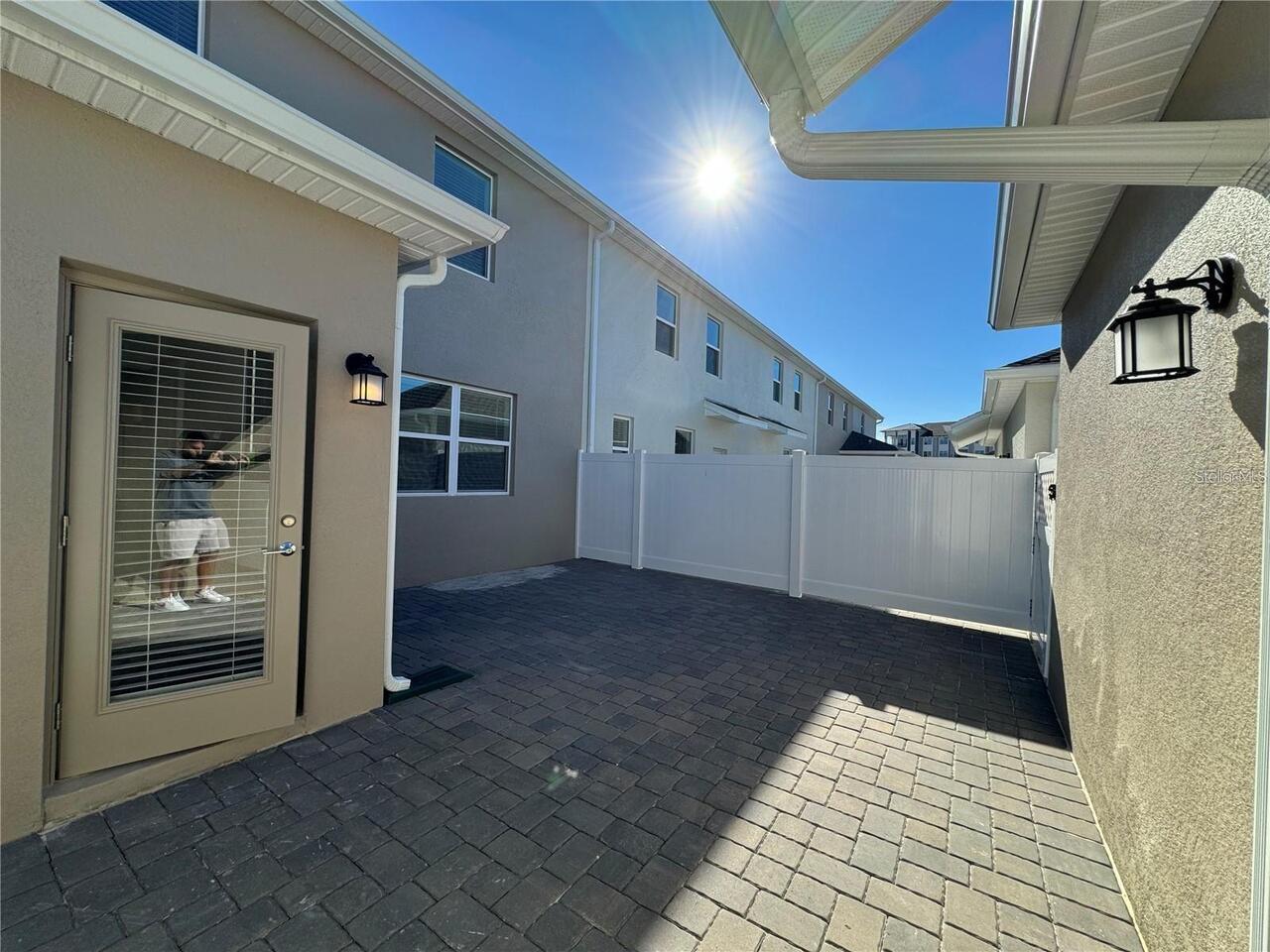 Listing Photo 10