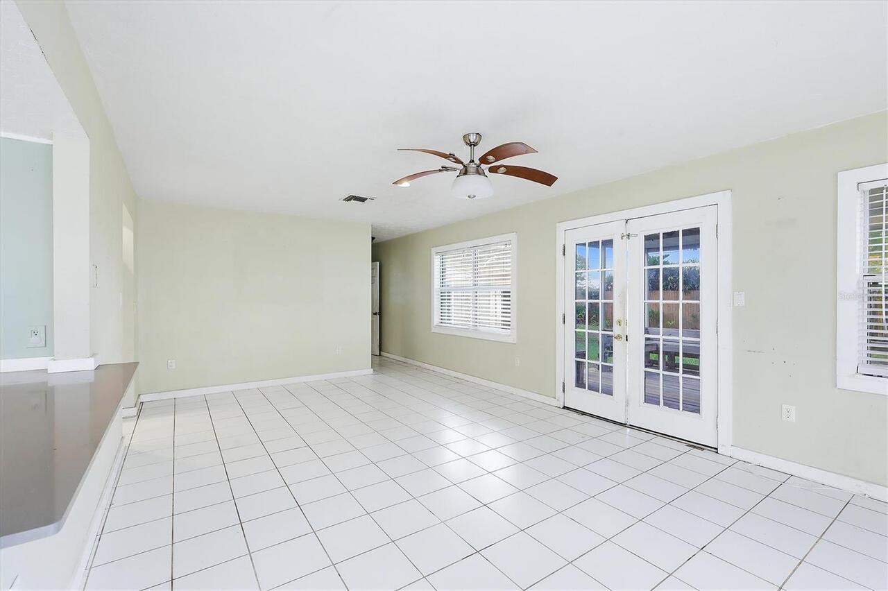 Listing Photo 14