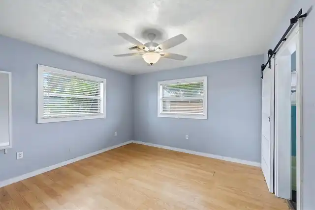 Listing Photo 21