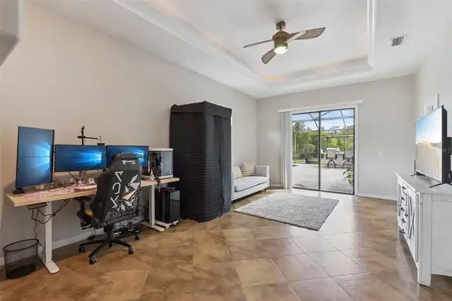 Listing Photo 15