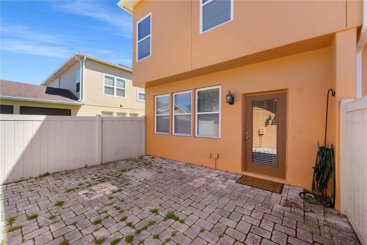 Listing Photo 17